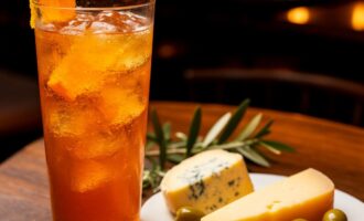 Аперитив Bitter & Tonic