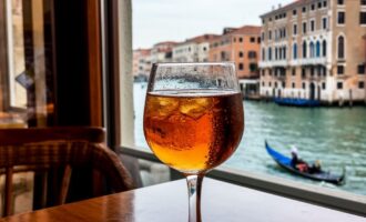 Аперитив Amaro & Soda